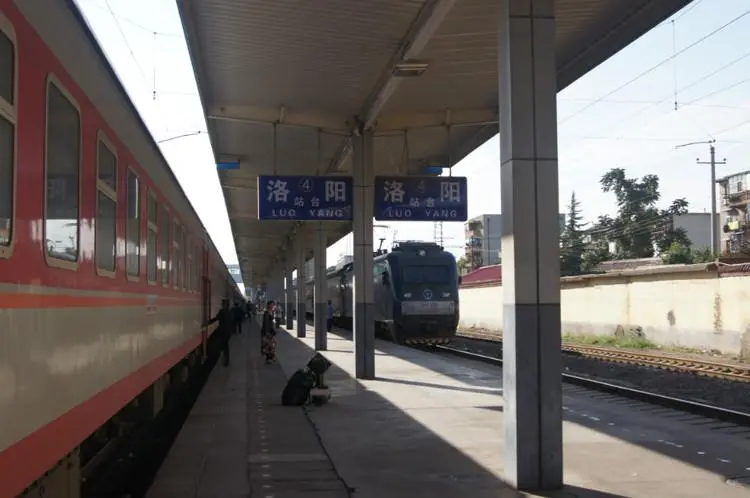 東莞到洛陽(yáng)電動(dòng)車托運(yùn)-東莞到洛陽(yáng)摩托車郵寄專線-紅酒托運(yùn)